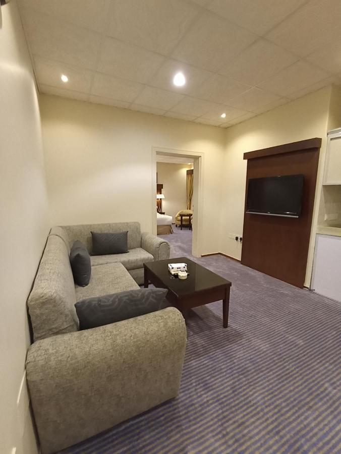 Saryet Al Hamra Hotel Apartments Джеда Екстериор снимка